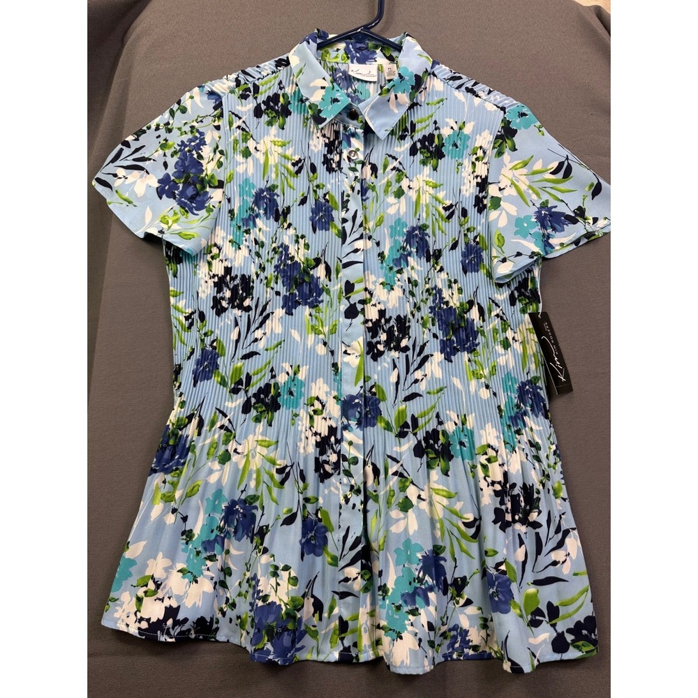 Kim Rogers Petite Blue Floral Micro Pleated Short Sleeve Button Down Top size PL